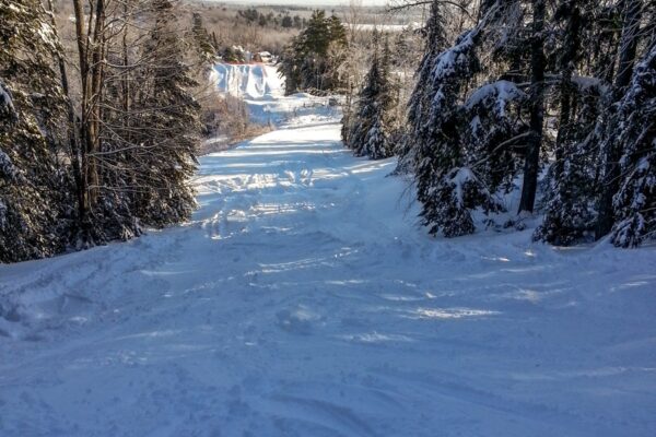 Skiing, Snowboarding & Tubing Near Bangor, Maine | New Hermon Mountain Co.